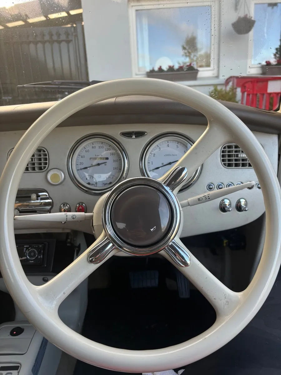 Nissan Figaro - Image 3