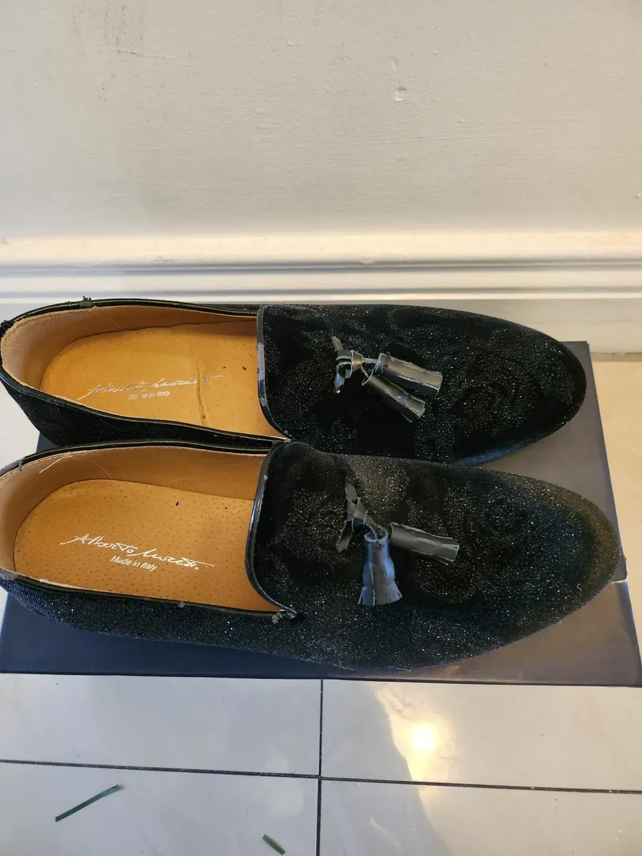 Shoes - Image 2