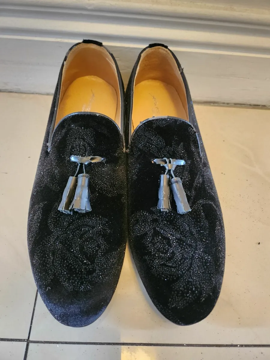 Shoes - Image 1