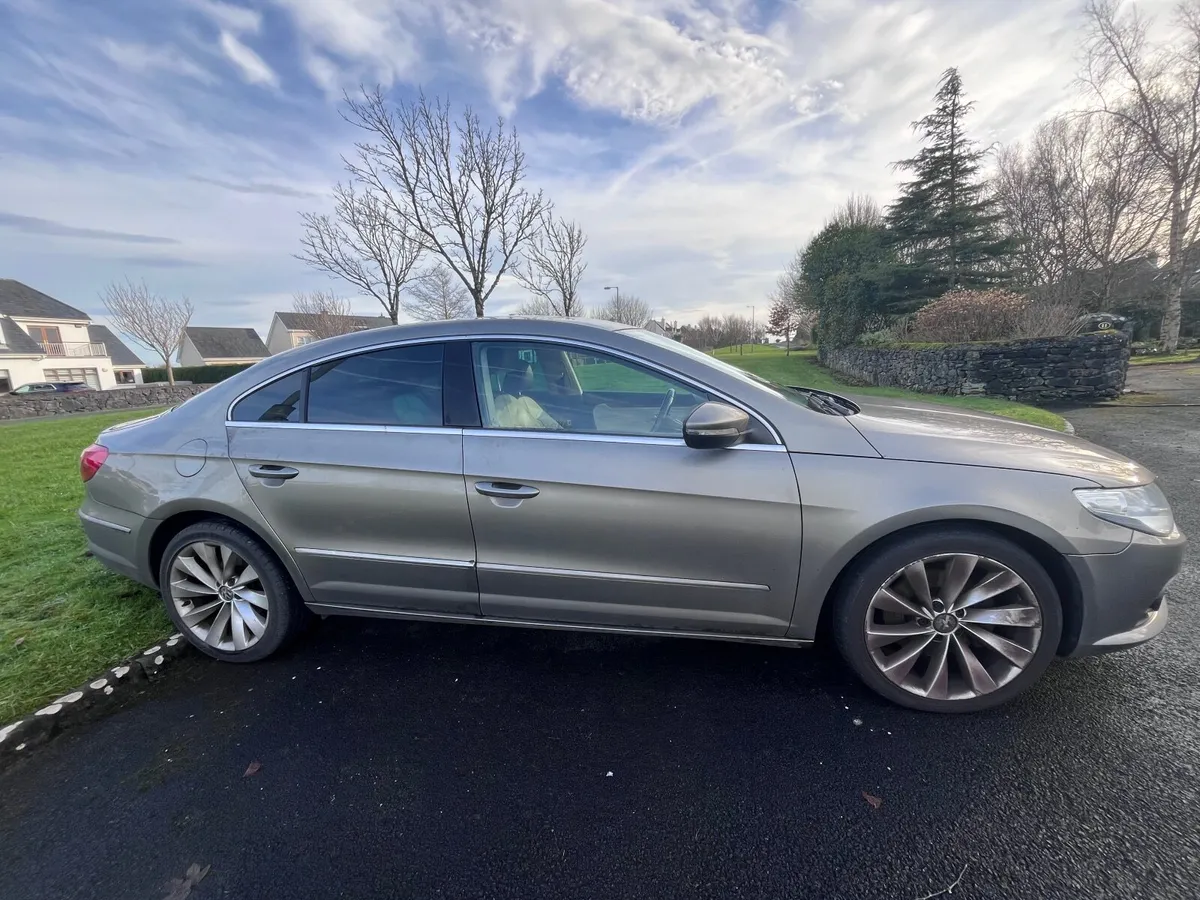 VW Passat CC 2011.  Lux sport car mint con. Diesel - Image 3