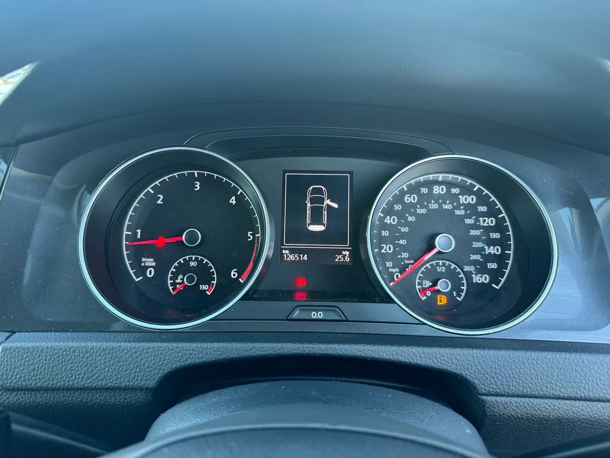 2018 Volkswagen Golf - Image 4