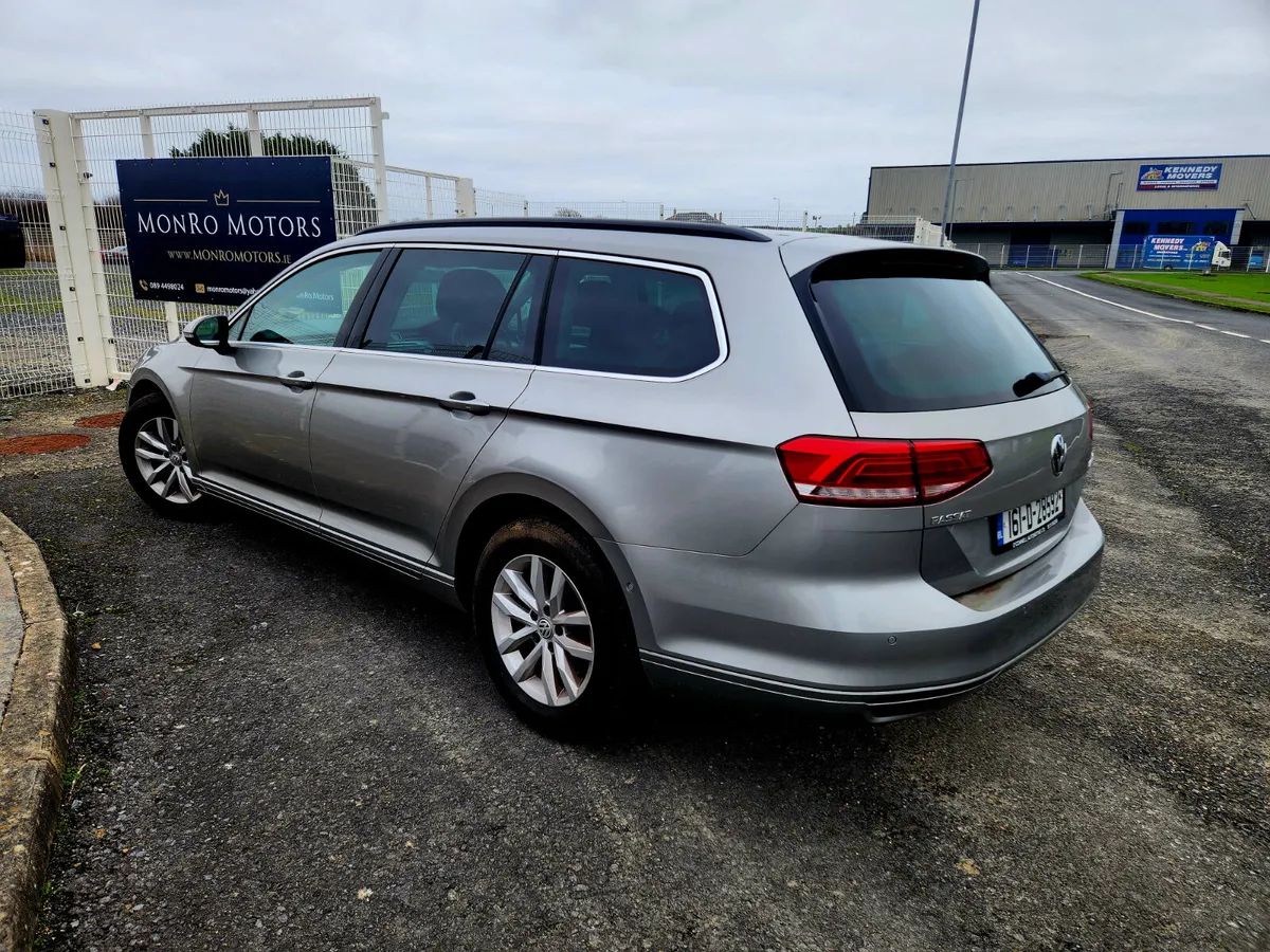 VOLKSWAGEN PASSAT 2.0 TDI 150HP COMFORTLINE - Image 4