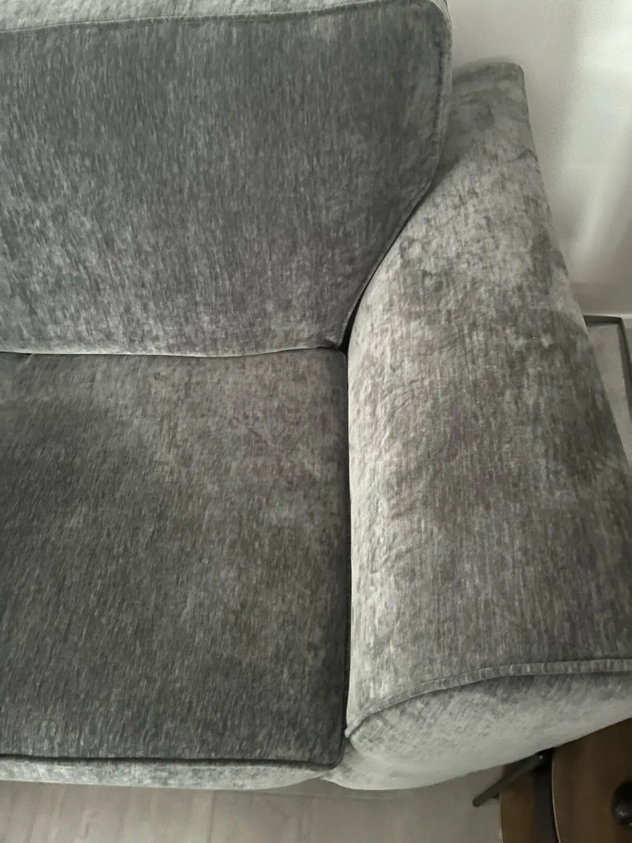 Loveseat - Image 2