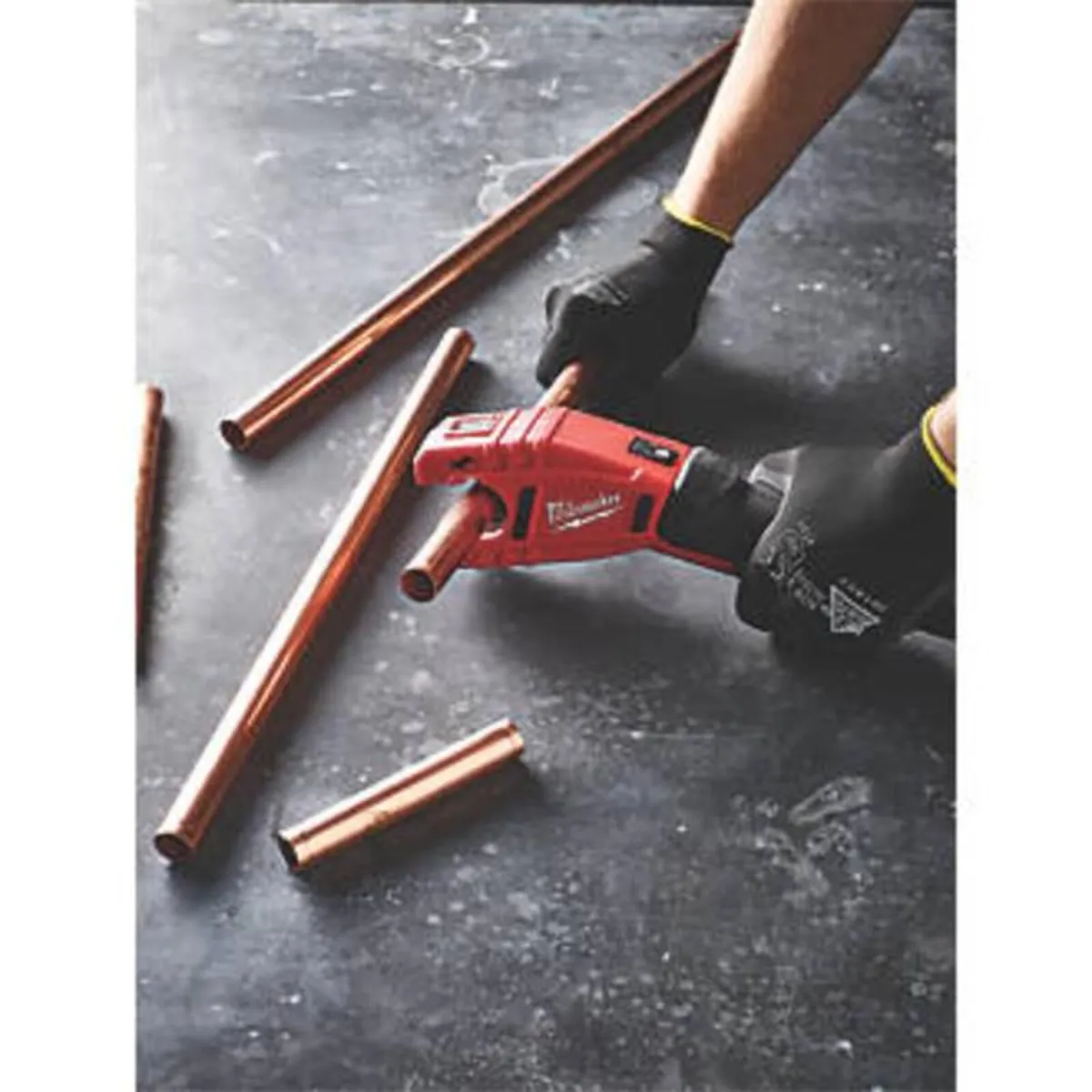 Milwaukee Pipe Cutter RAPTOR M12PCSS-0 – Bare Unit - Image 4