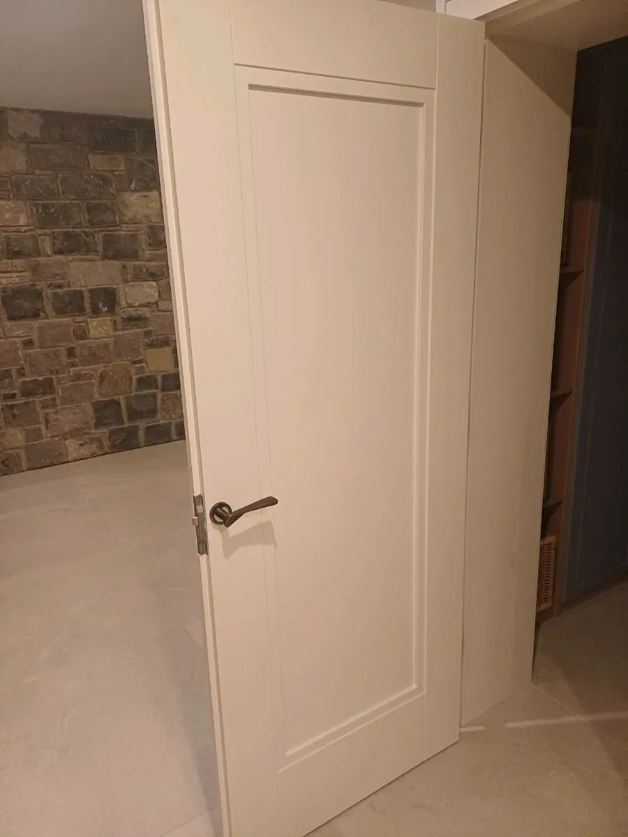Door - Image 1