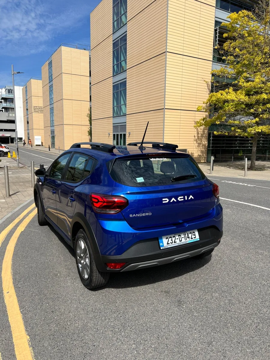 Dacia Sandero Stepway Automatic - Image 4