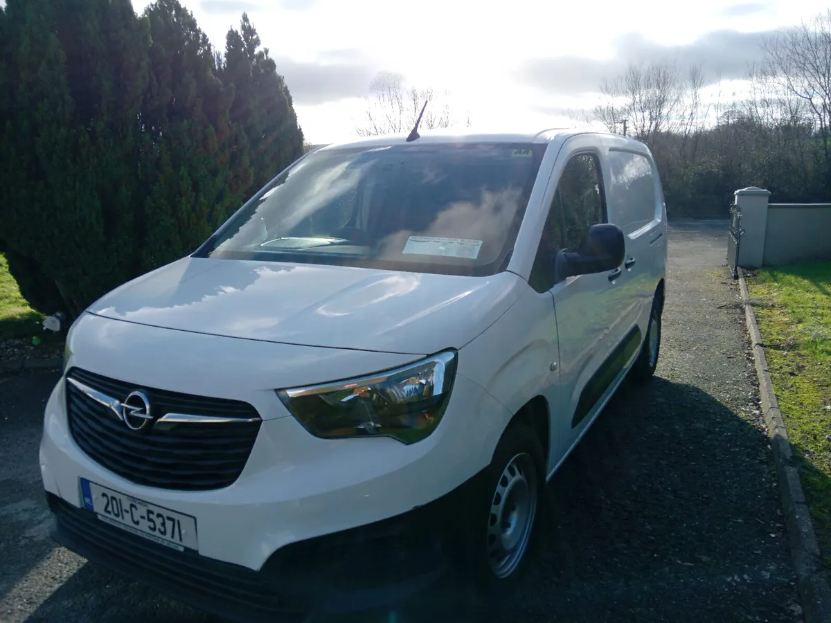 Opel Combo 2020 - Image 2