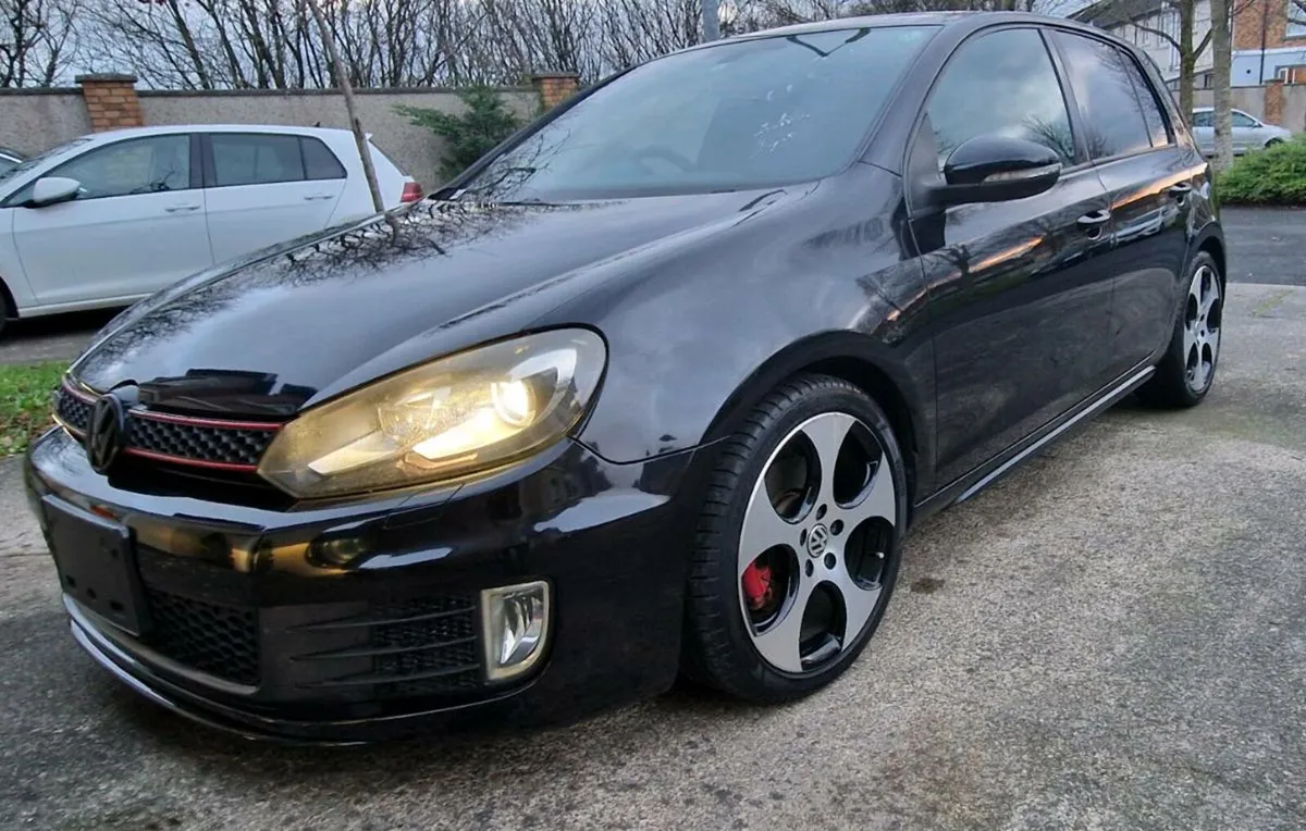 2010 VW GOLF MK6 GTI 66k kms - Image 4
