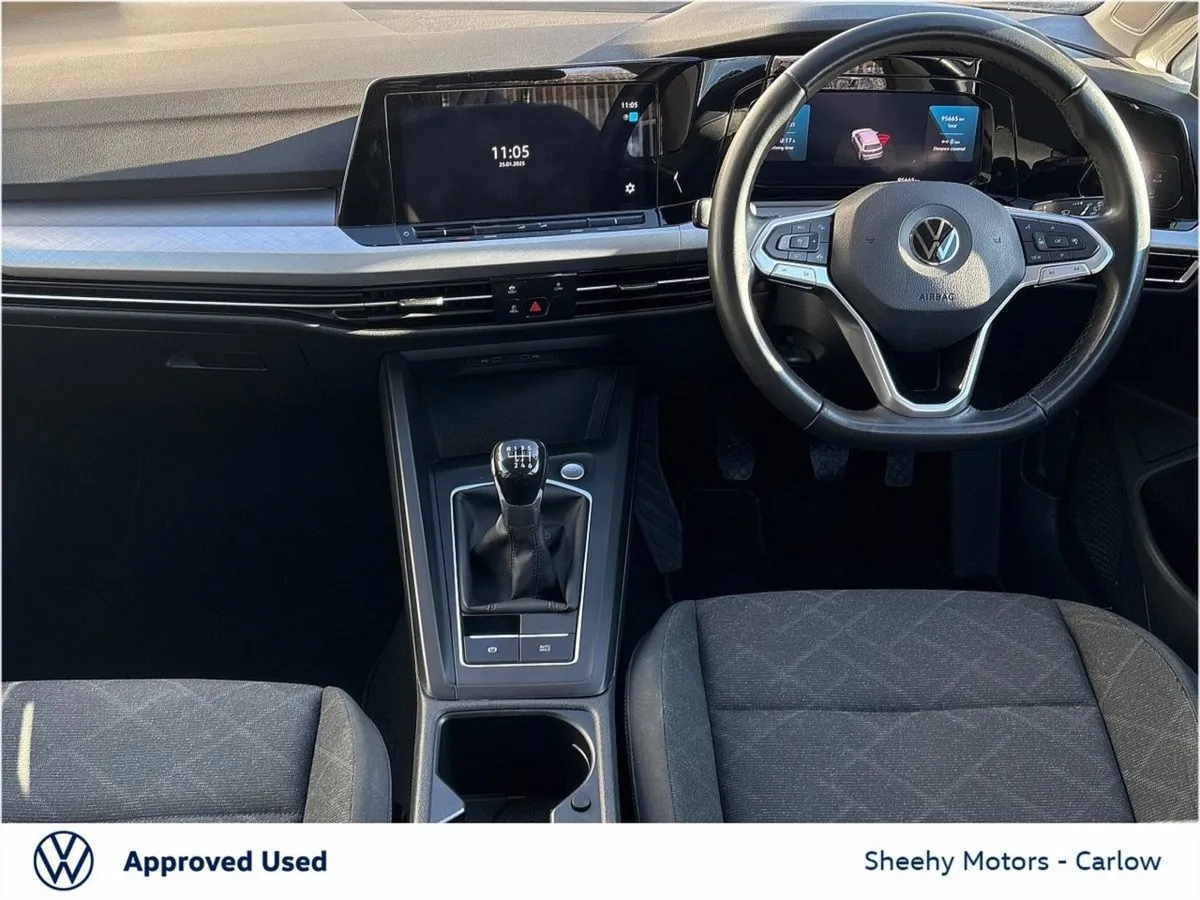 Volkswagen Golf 1.0 TSI 110HP Life - Image 2