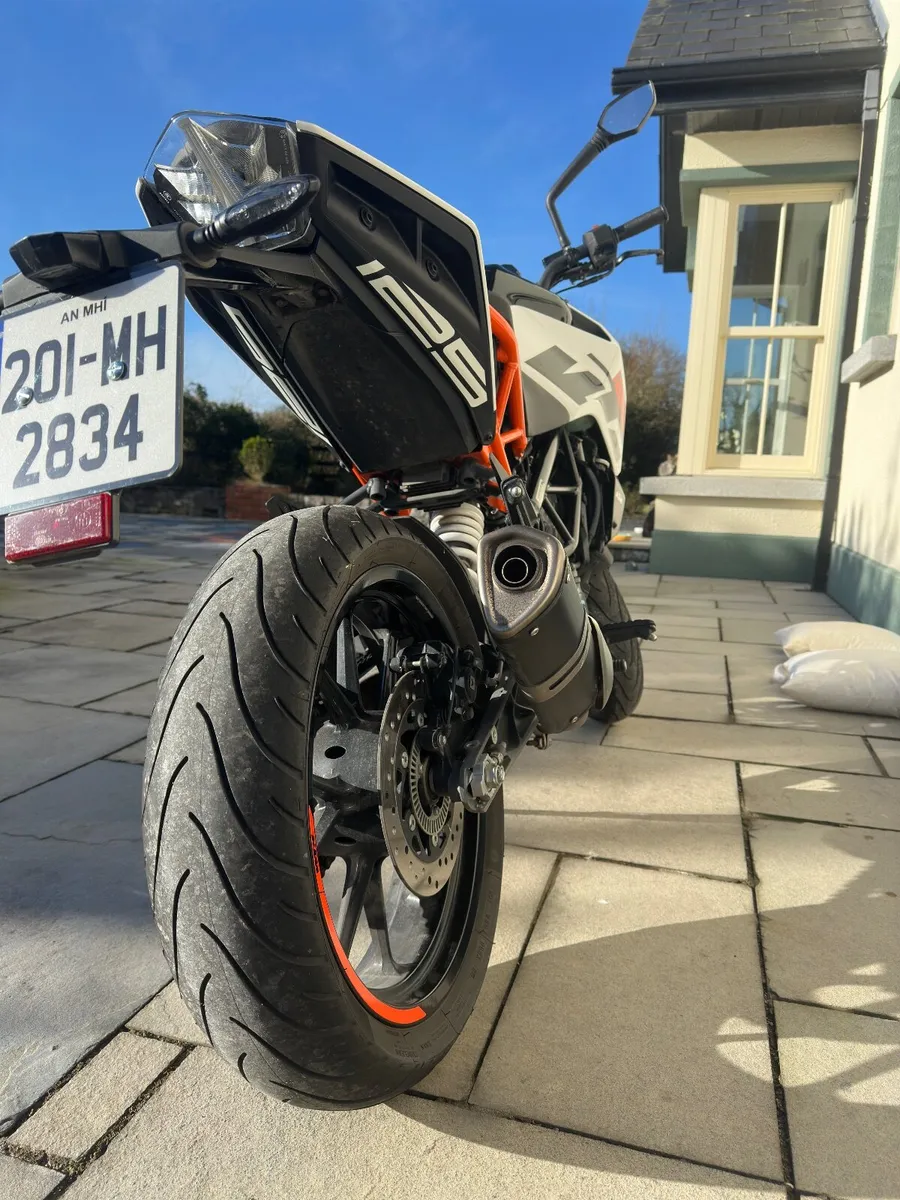 KTM Duke 125 (A1) - Image 3