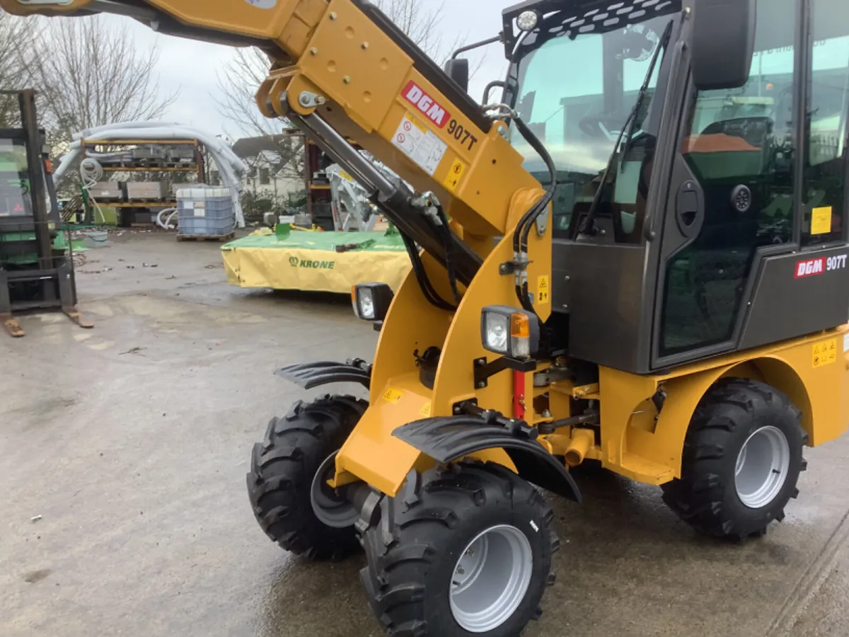 New DGM 907 T telescopic Loader - Image 2