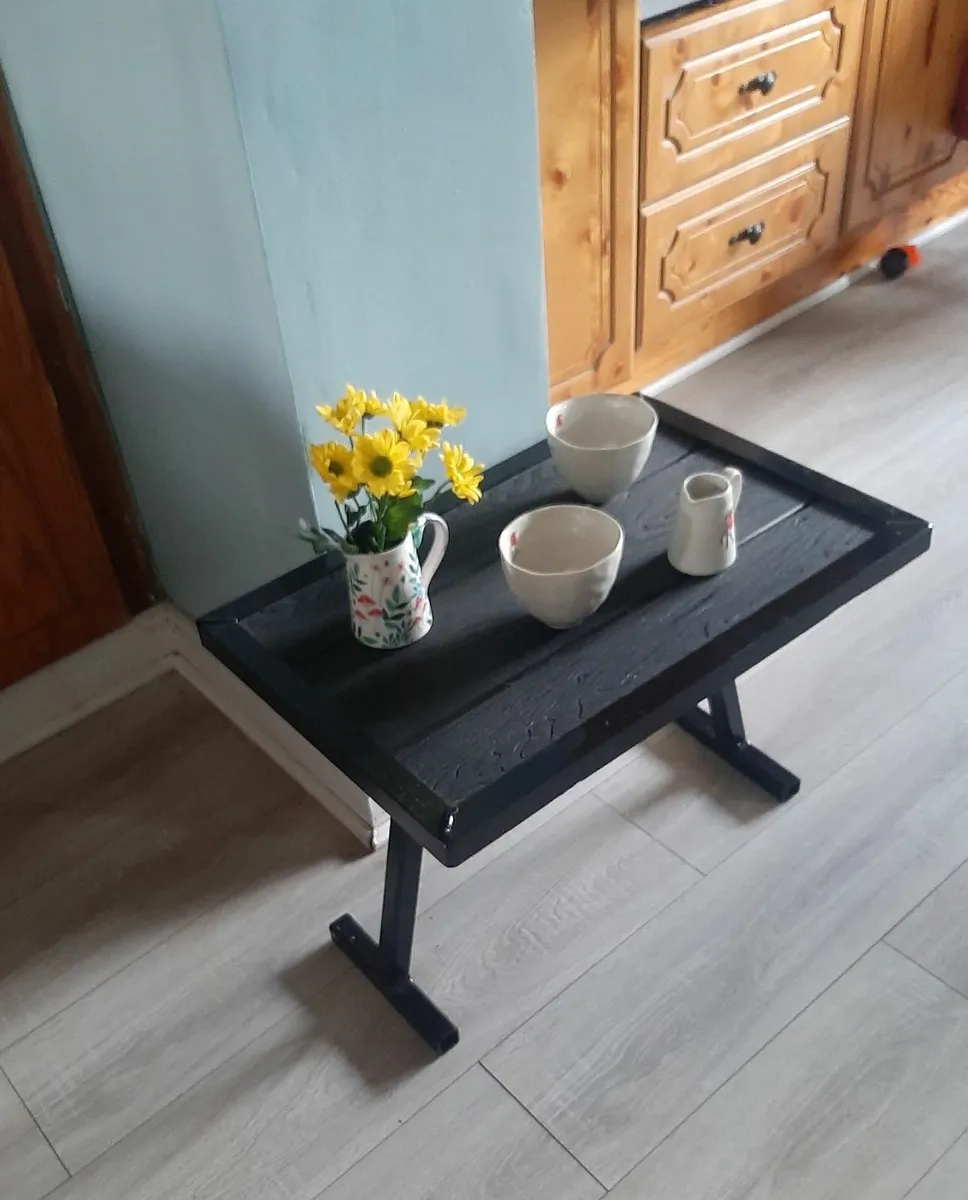 Coffee table - Image 1