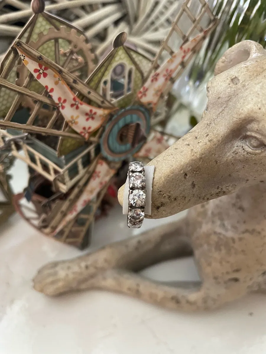 Diamond 5 Stone / Eternity Ring - Image 1