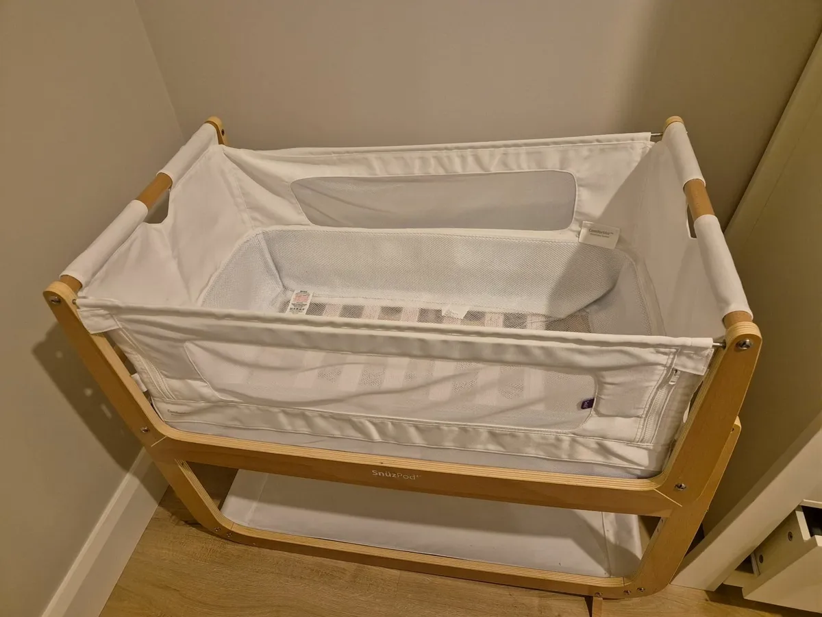 Snuz Pod - bed side crib - Image 3