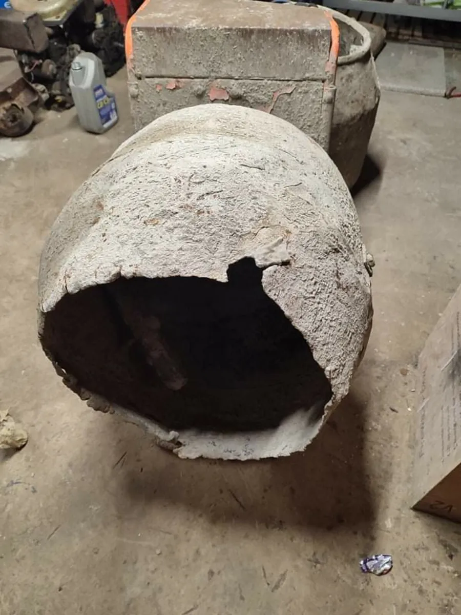 Cement mixer consaws wanted - Image 1