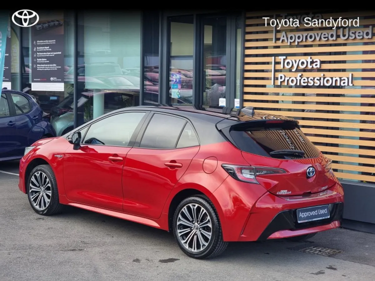 Toyota Corolla Luna Sport Hatchback // AIR CON // - Image 3