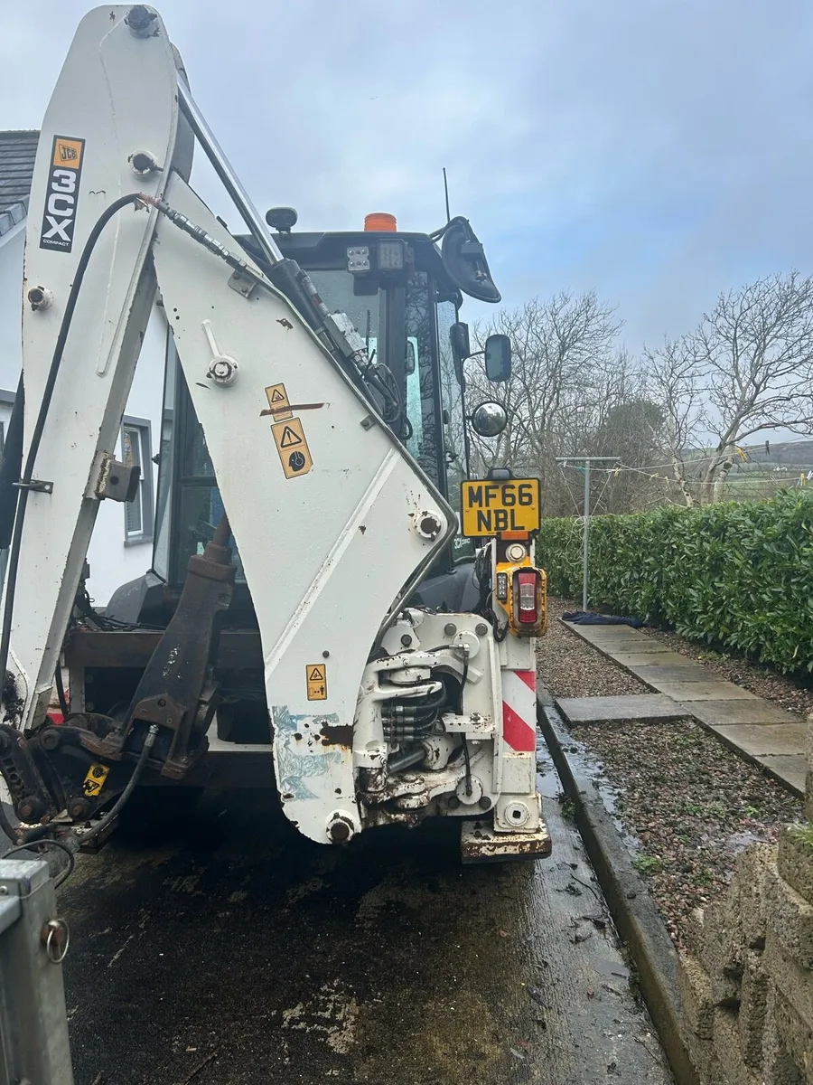JCB 3CX Compactor - Image 1