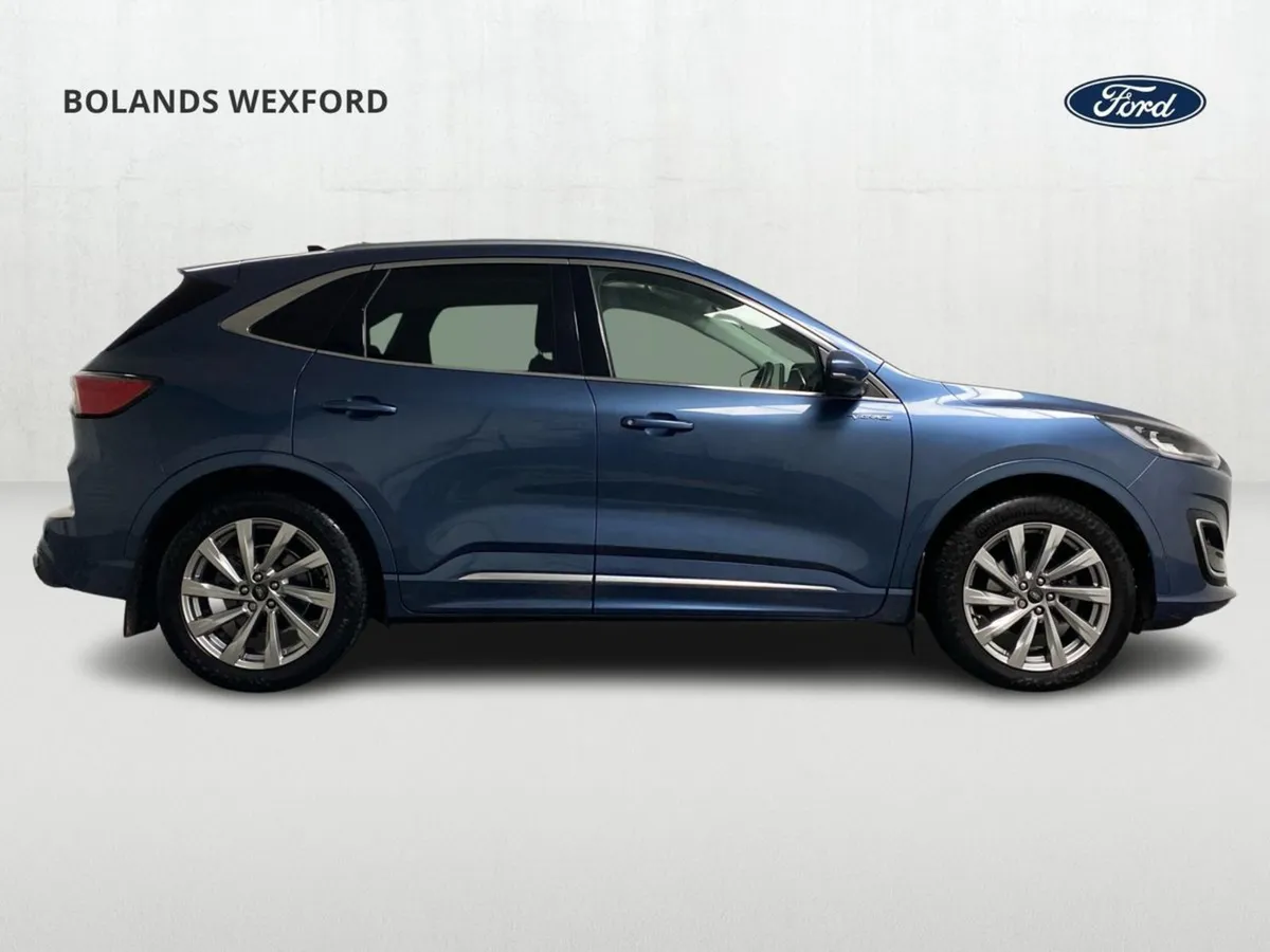 Ford Kuga 2.0 Diesel 150PS Vignale - Image 4