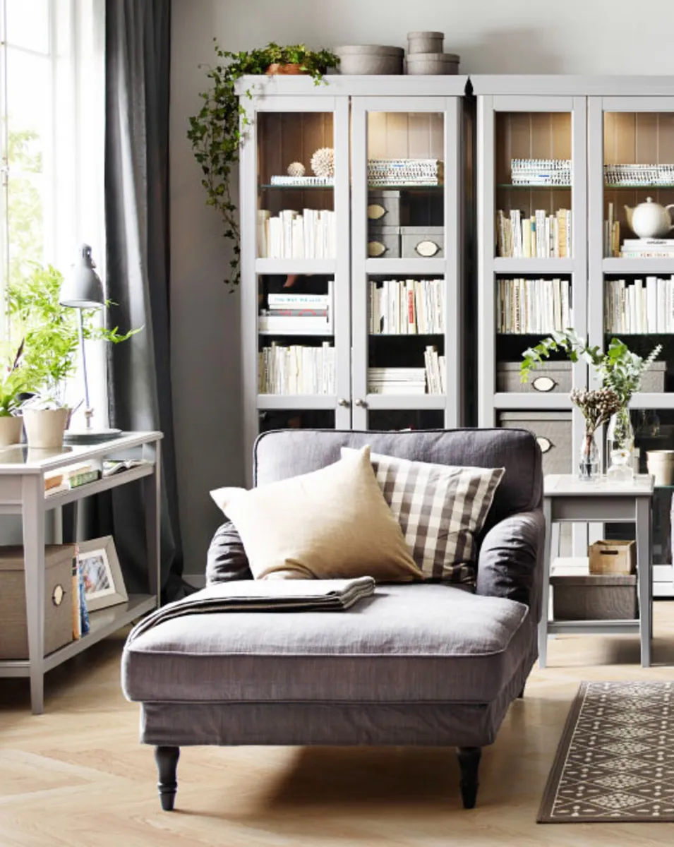 Chaise Lounge - Image 3