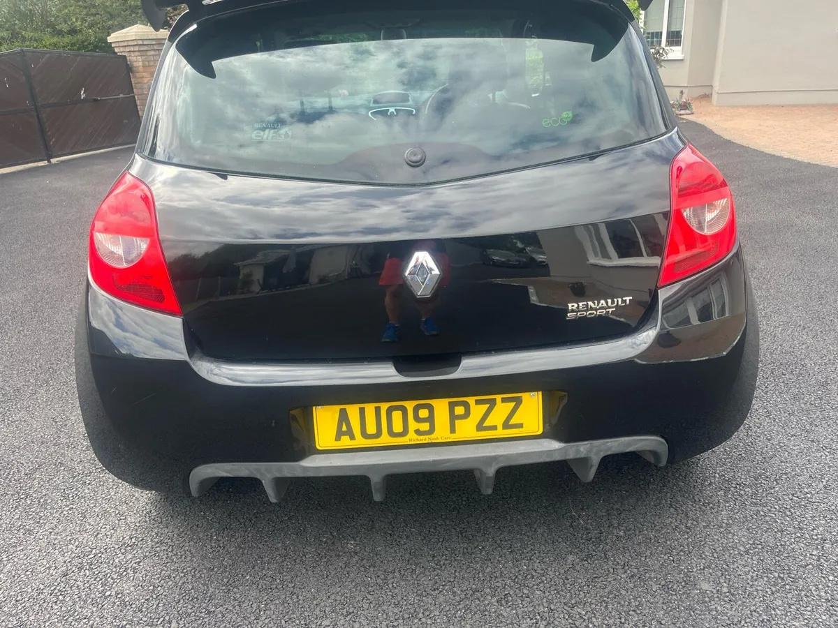 Clio Club Sport - Image 4
