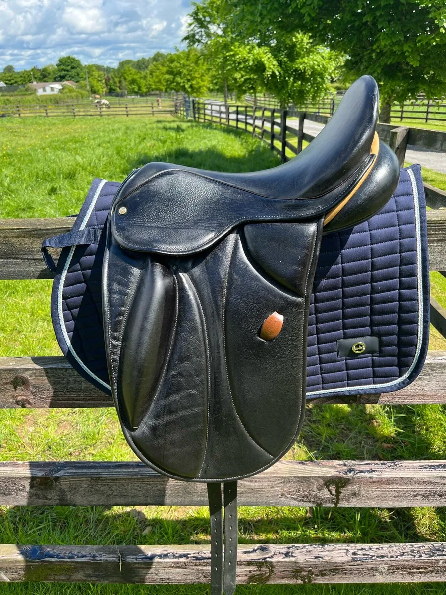 Berney Bros Dressage saddle - Image 1