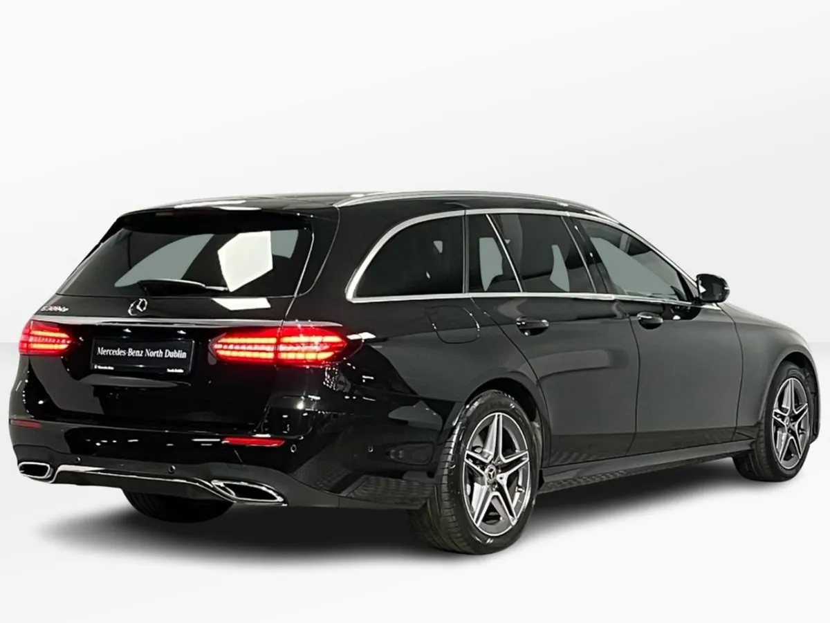 Mercedes-Benz E-Class 300de AMG Estate - Reversin - Image 3