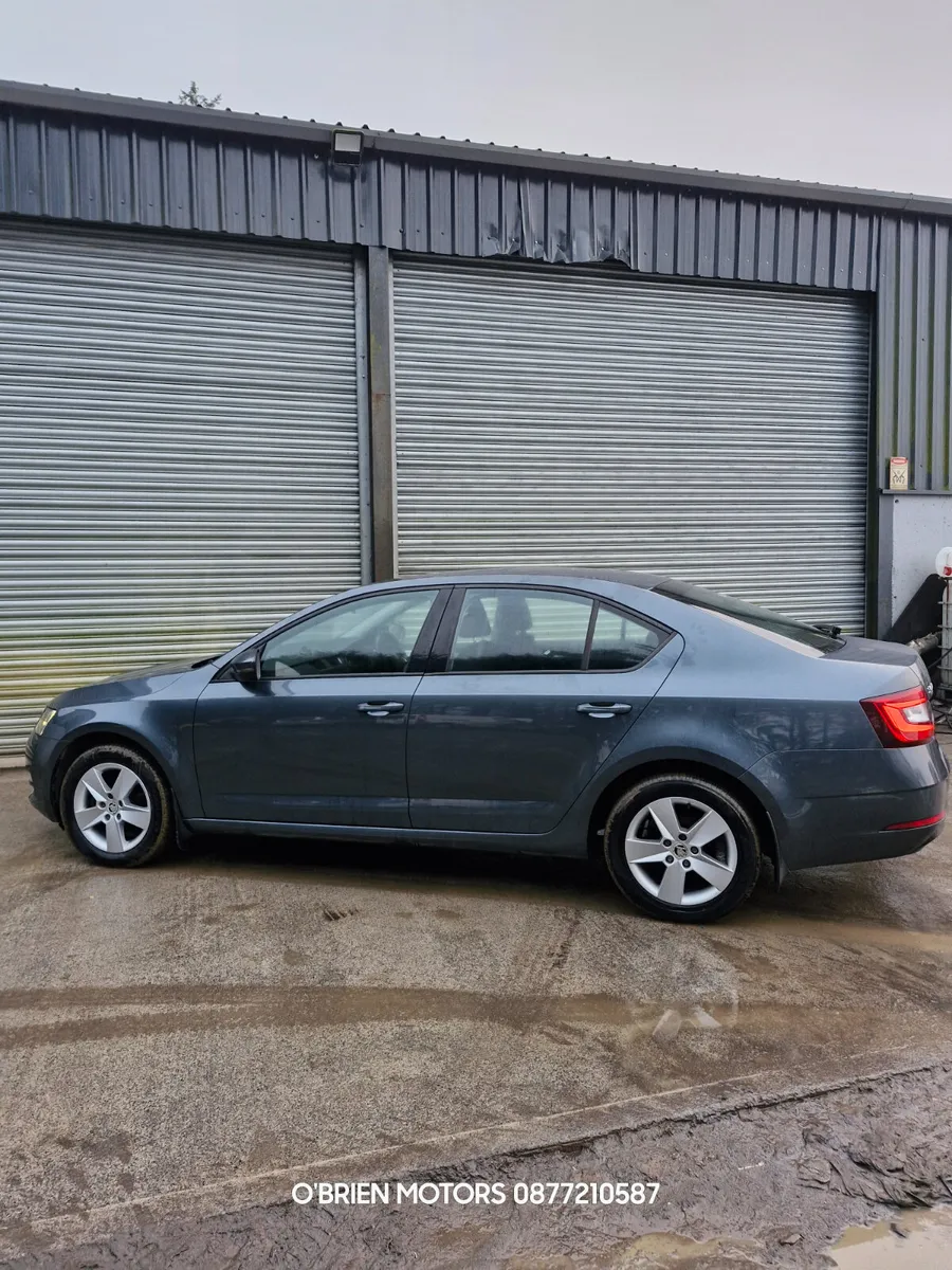 Skoda Octavia 2017 - Image 4