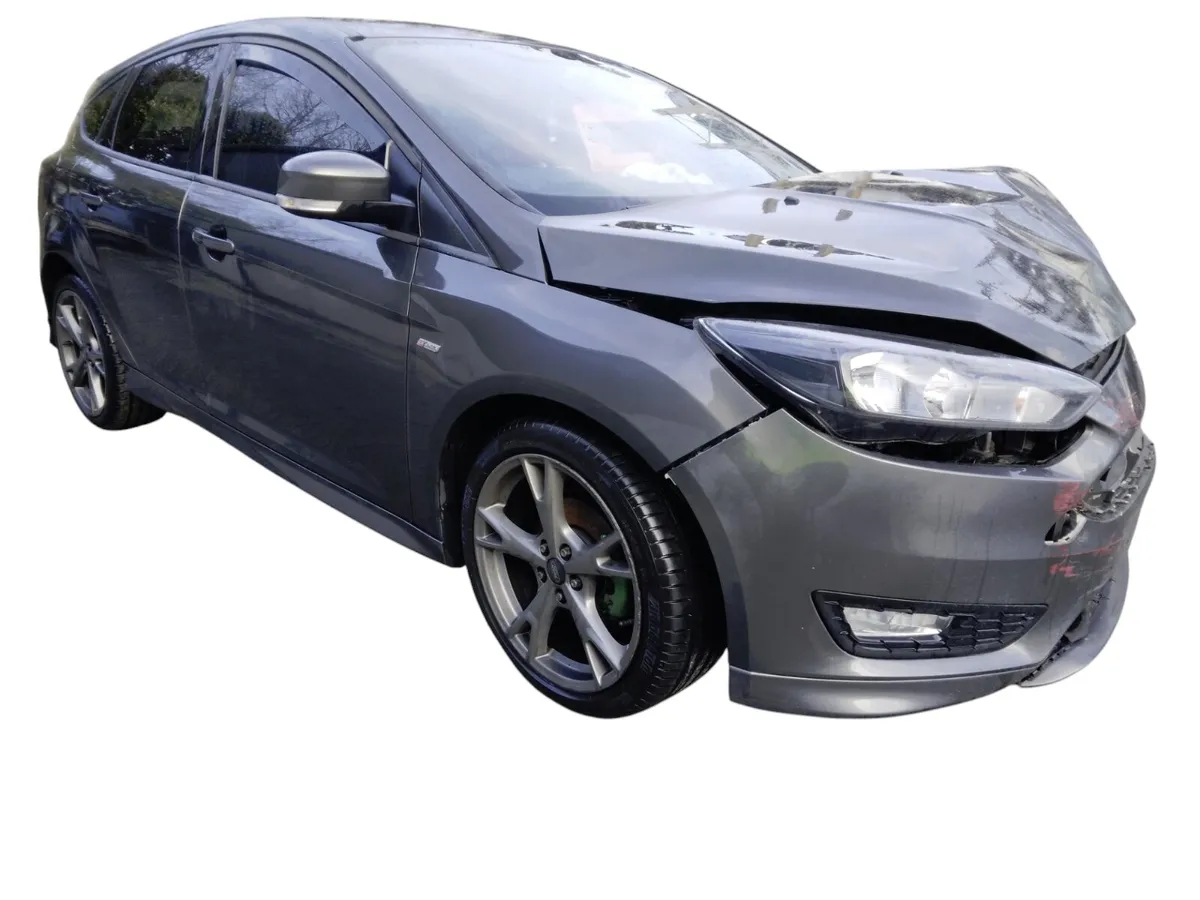 2018 FORD FOCUS ST LINE  For Breaking/Dismantling - Image 4