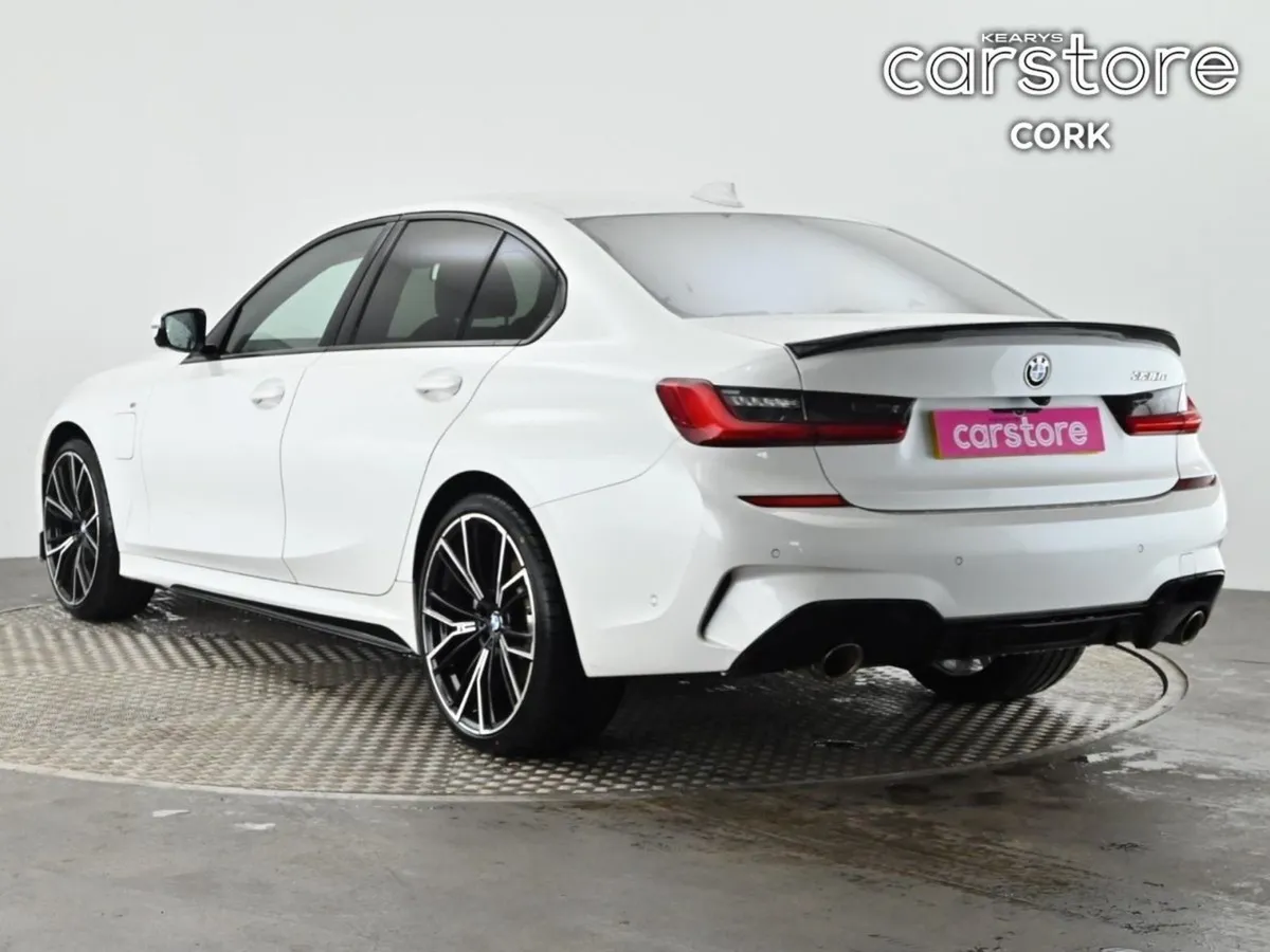 BMW 3 Series 330e M Sport Auto - Image 4