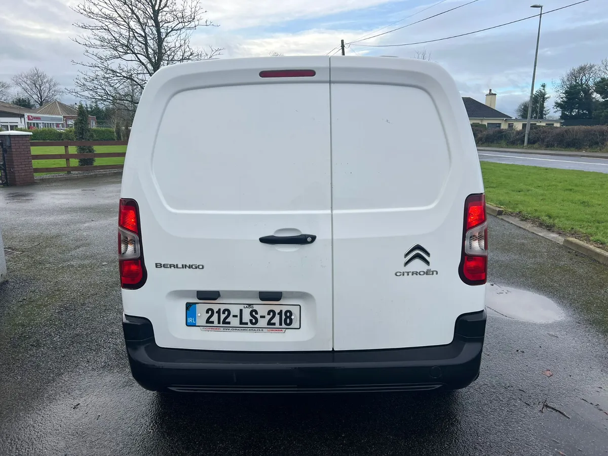 Citroen Berlingo LX Bluehdi 75 2021 - Image 4