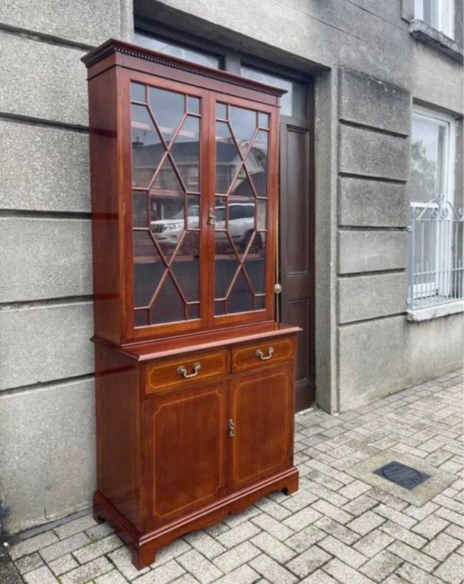 Irish Robert Strahan  Dublin  bookcase - Image 3