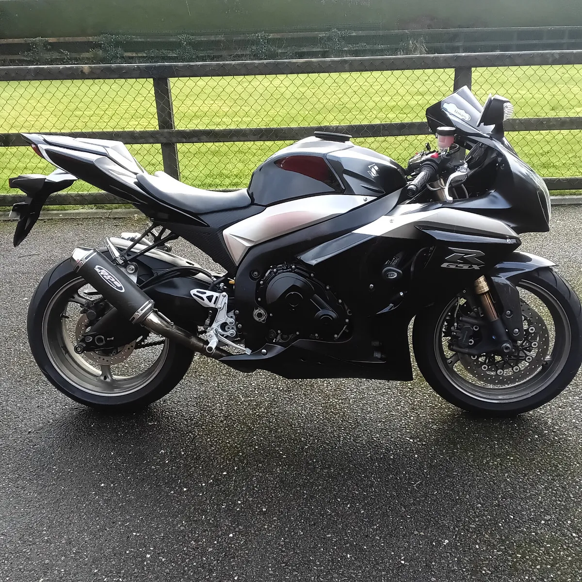 2010 Suzuki GSXR 1000 l0 - Image 1