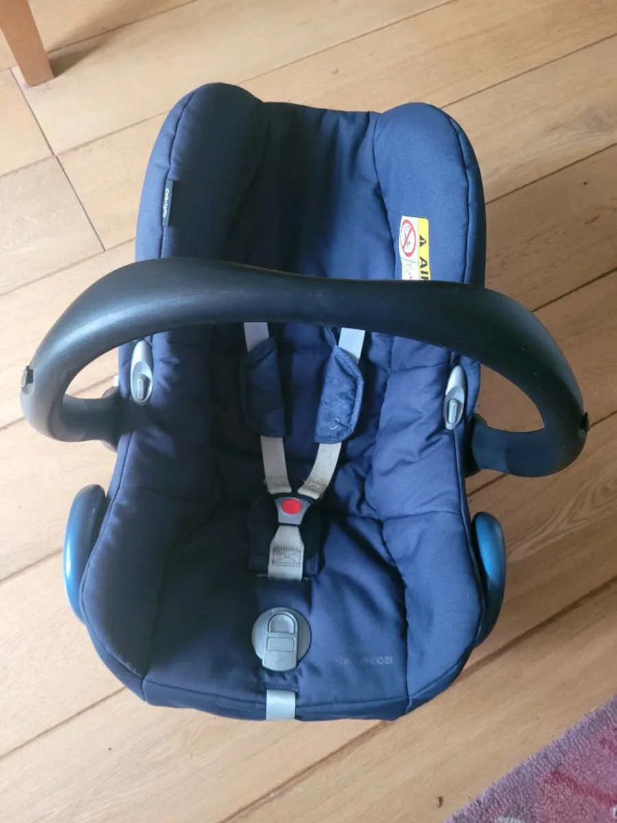 Car seat - Image 2