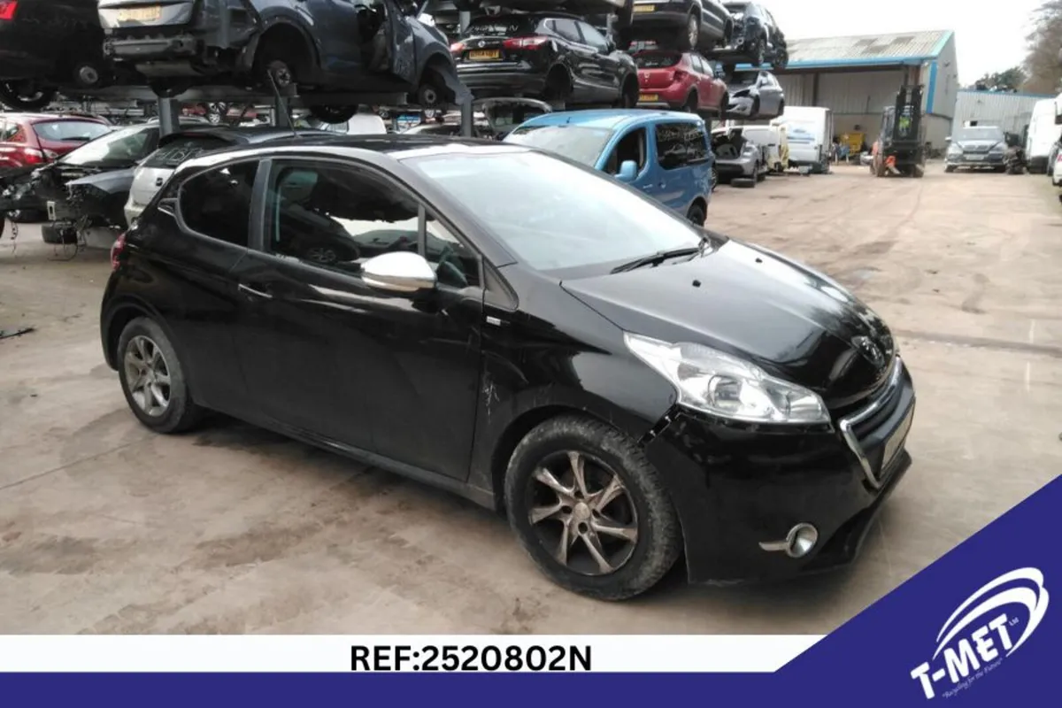 2014 PEUGEOT 208 BREAKING FOR PARTS - Image 1