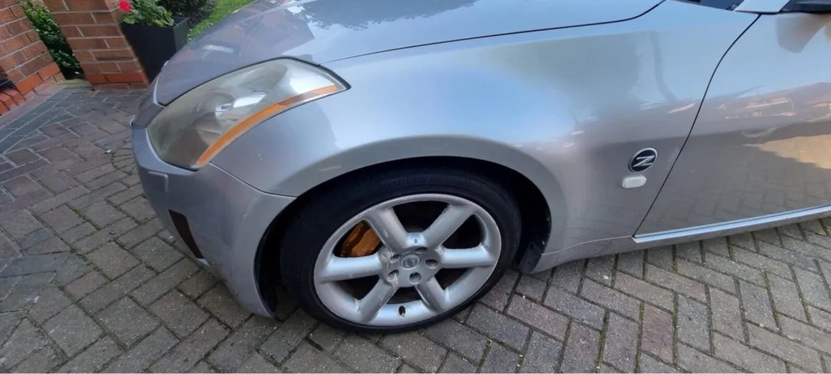 Nissan 350z - Image 2