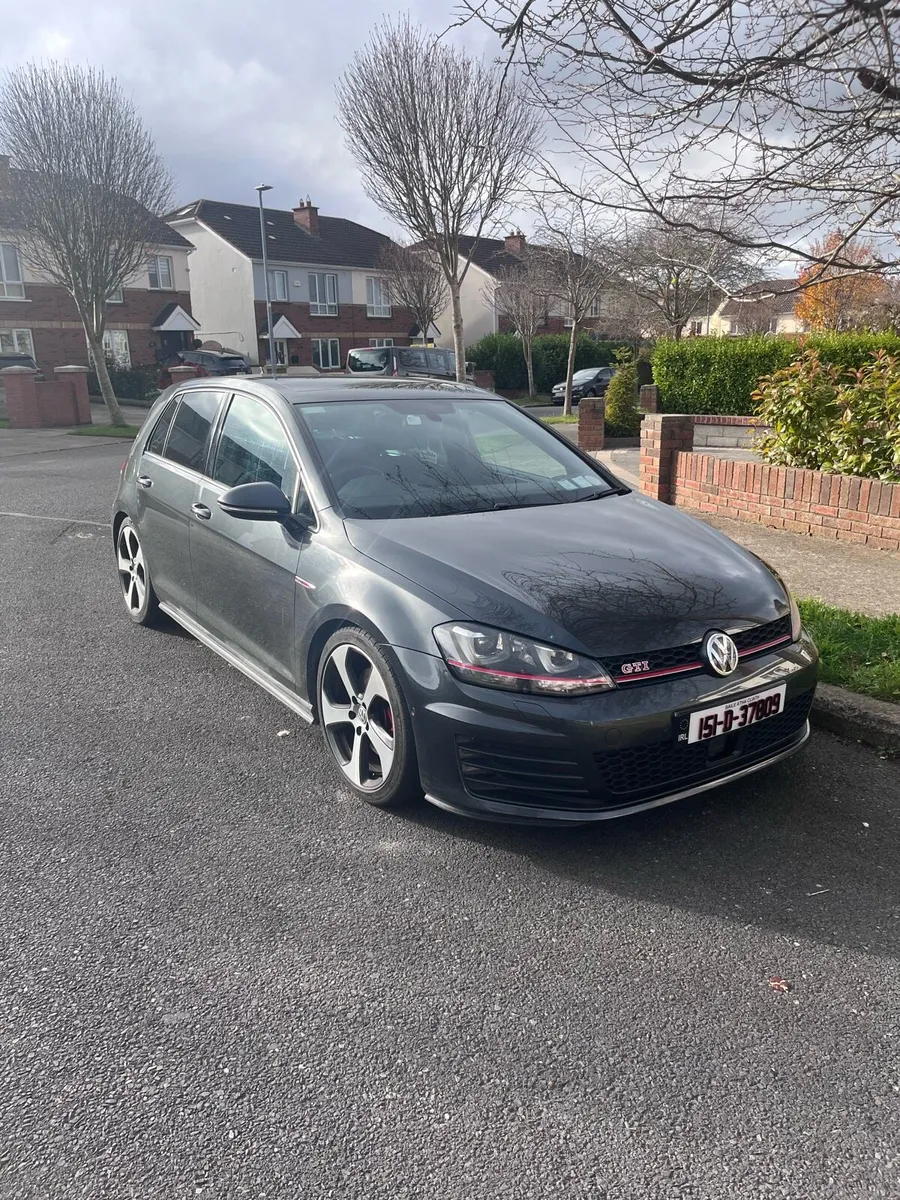2015 Volkswagen Golf GTI - PAN ROOF - Image 1