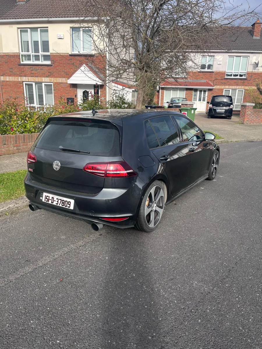 2015 Volkswagen Golf GTI - PAN ROOF - Image 4