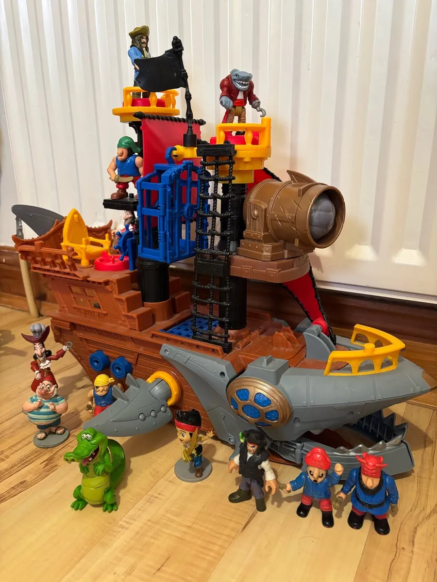 Imaginext toys clear out - Image 1