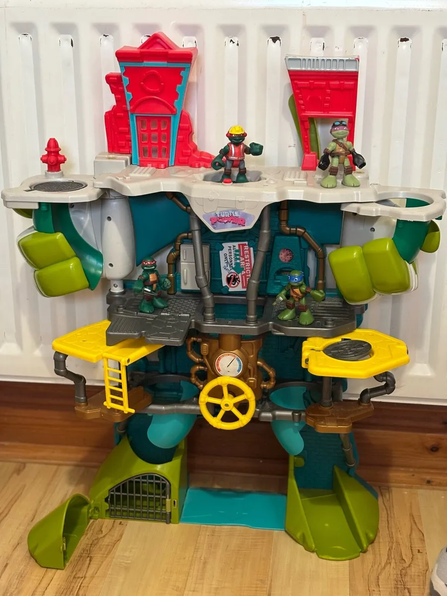 Imaginext toys clear out - Image 2