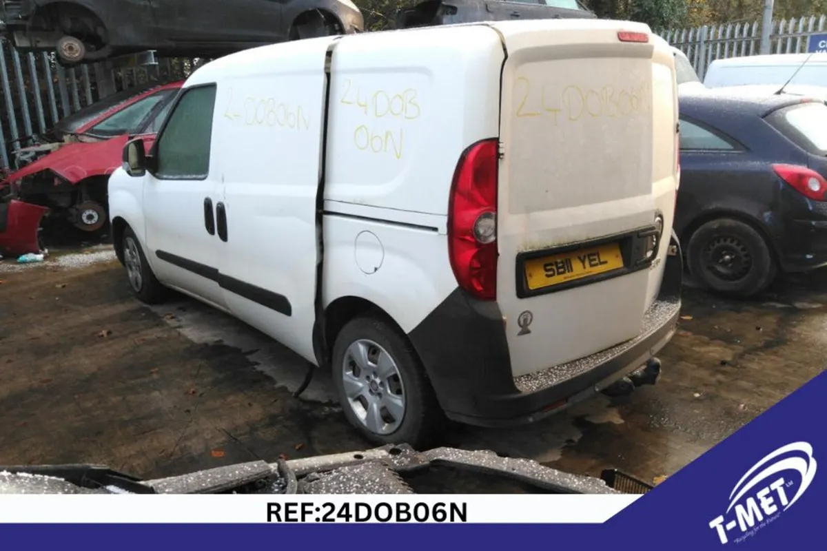 2011 FIAT DOBLO BREAKING FOR PARTS - Image 3
