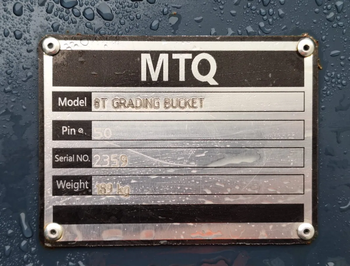 8 Tonne Grading Bucket - Image 3