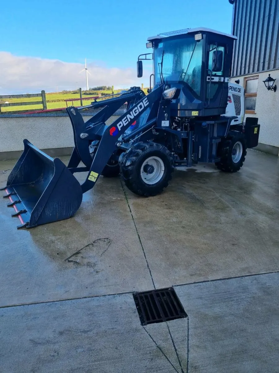 New loading shovel - Image 2