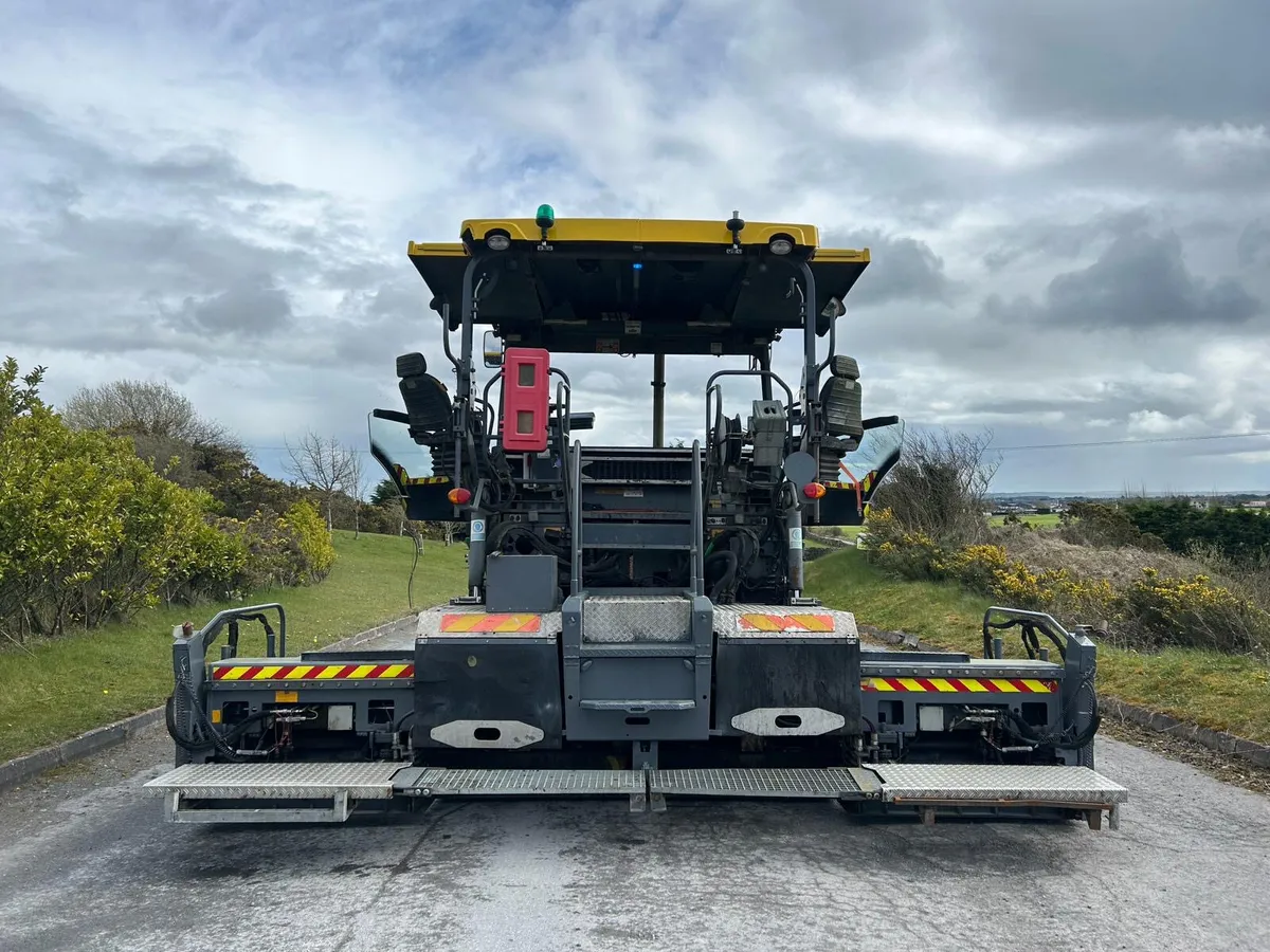 2017 Vogele Super 1803-3i Paver - Image 2