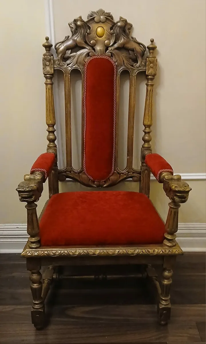 Thrones - Image 3