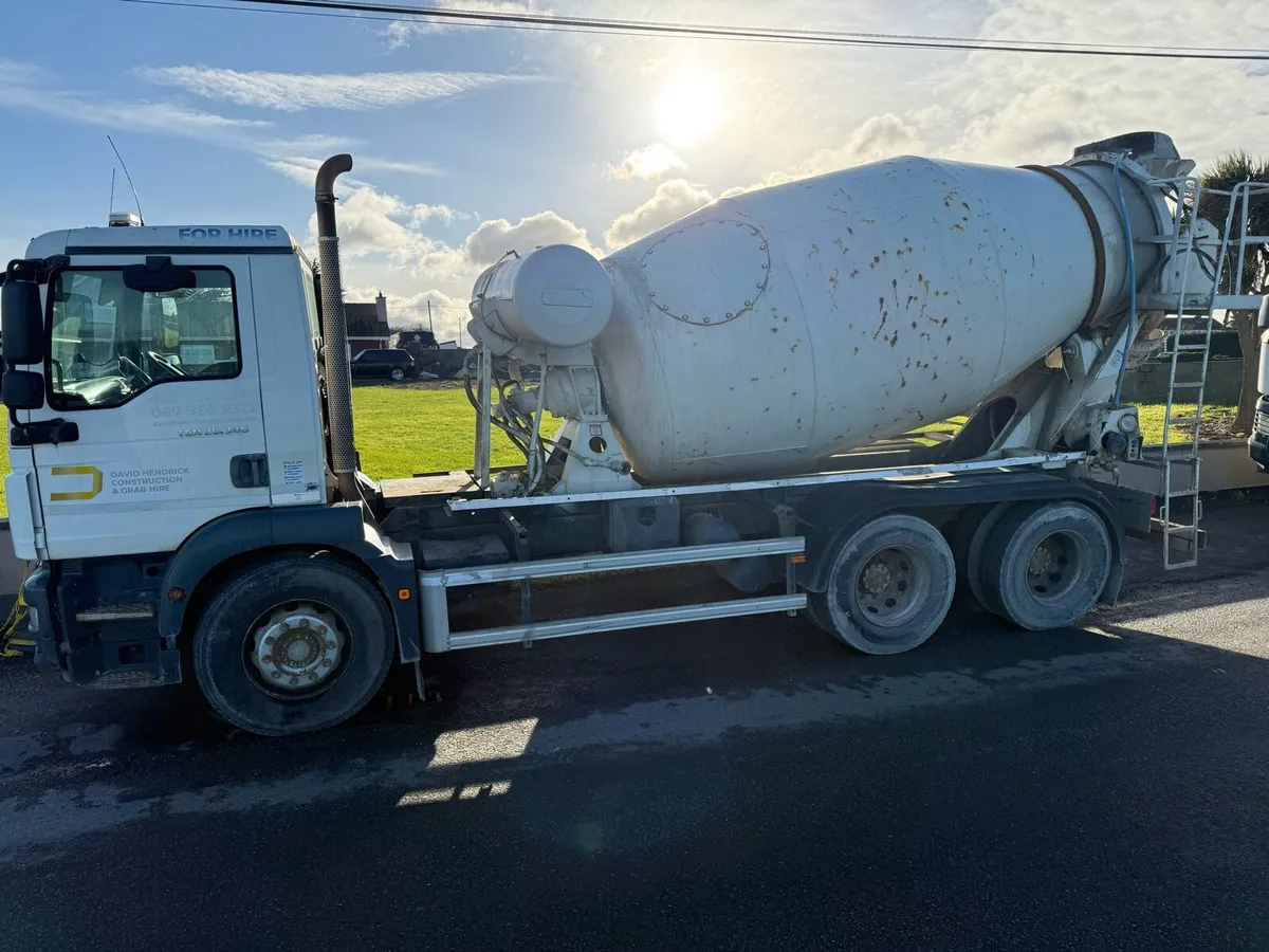 Man 7 meter bottle - Image 1
