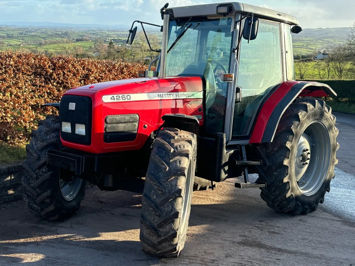 Massey Ferguson 4260 - Image 1