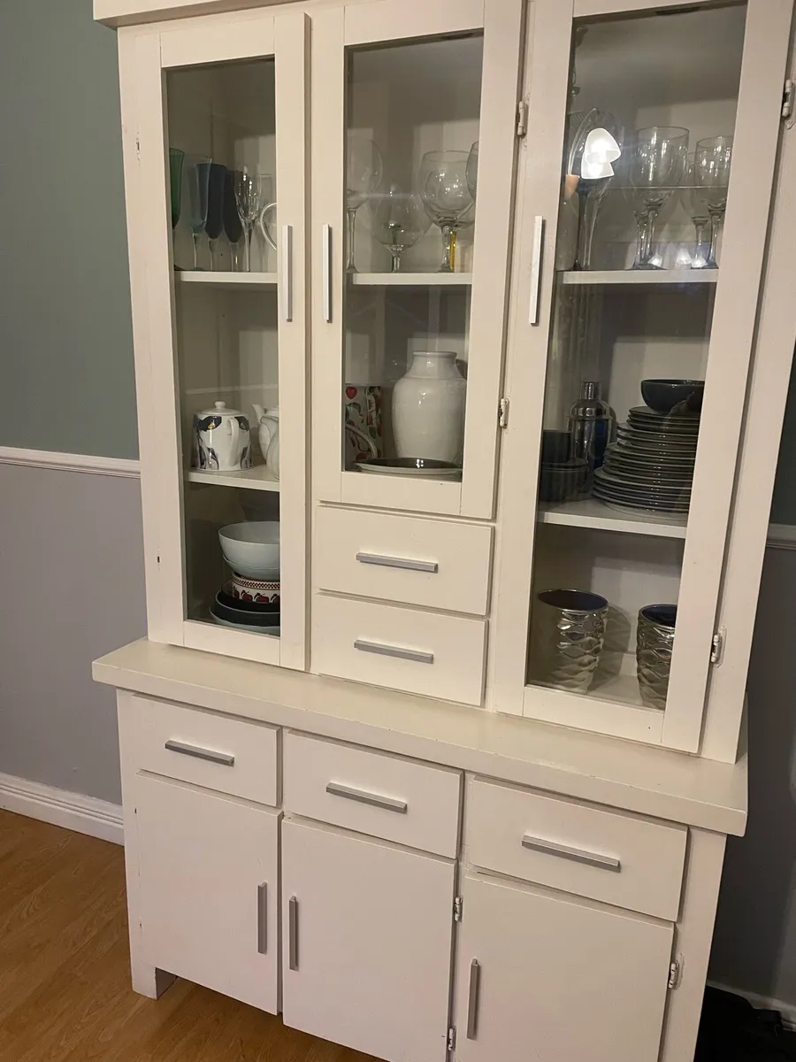 Kitchen dresser - Image 1