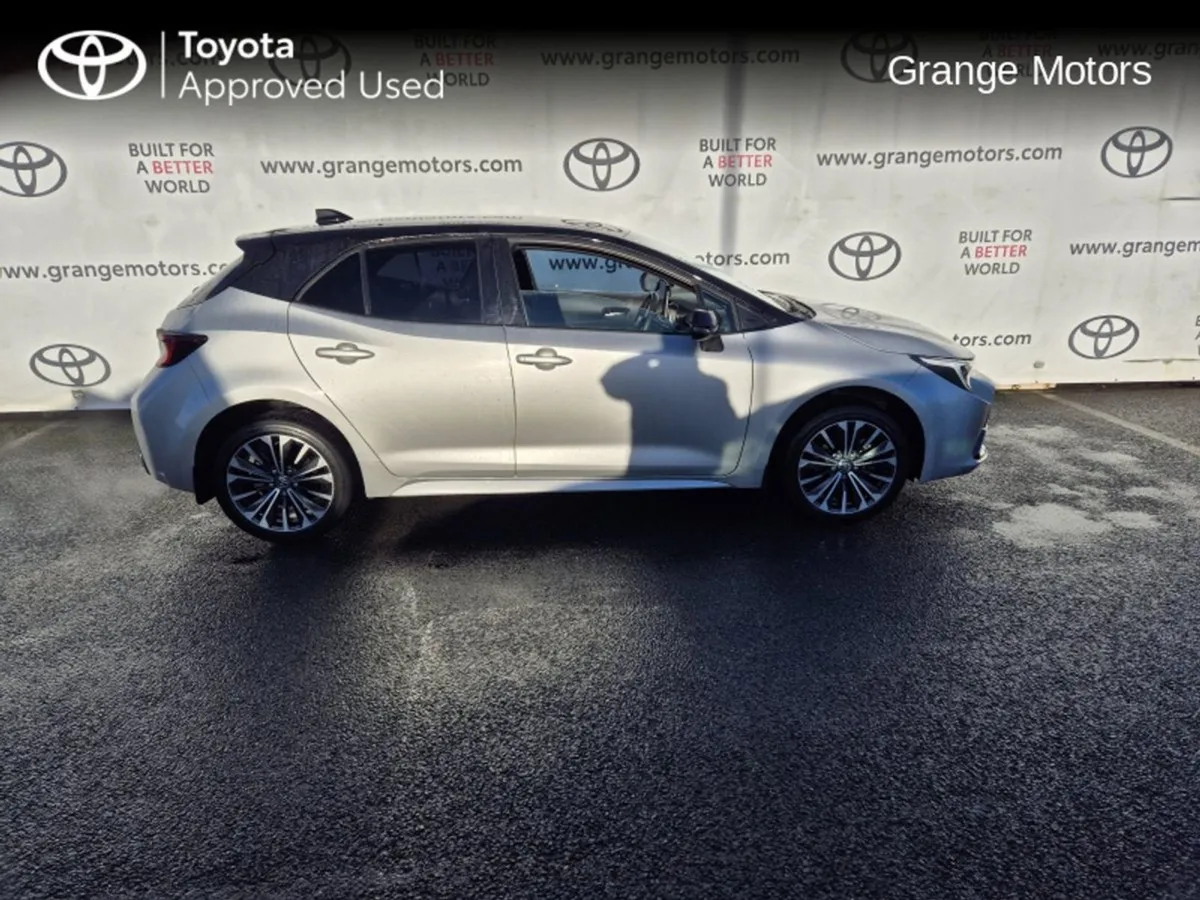 Toyota Corolla 1.8 Hybird Hatchback Luna Sport de - Image 3
