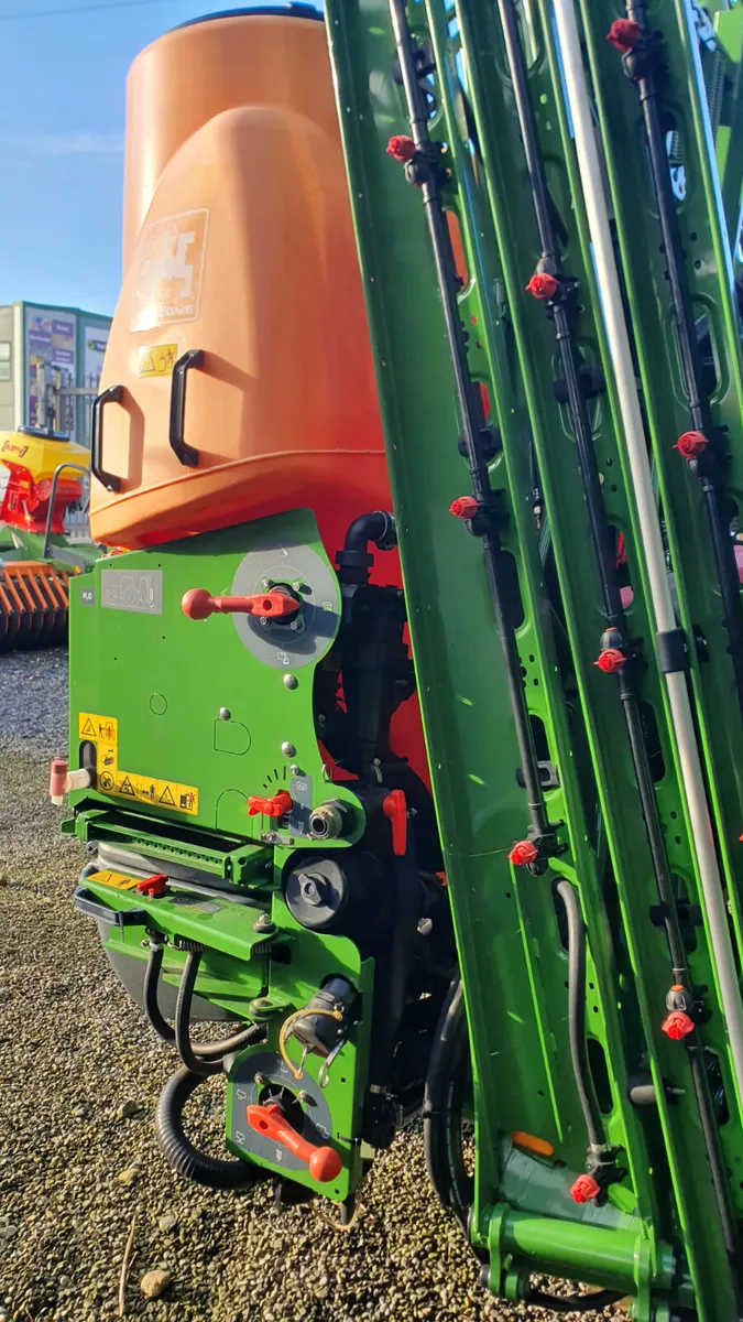 Amazone UF 1201 21 Meter Boom ( Not Grant Spec ) - Image 3