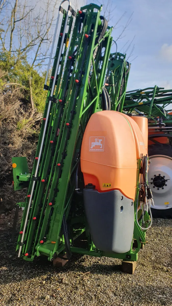 Amazone UF 1201 21 Meter Boom ( Not Grant Spec ) - Image 2